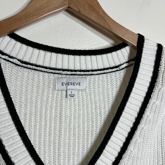 Evereve White V Neck Sweater Vest - Picture 3 of 5